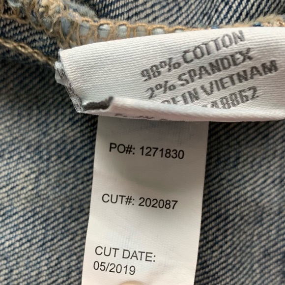 Torrid dark wash denim trucker jacket NWT size 5x - Picture 8 of 8